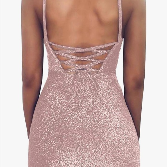 Dress - Picture 2 of 4